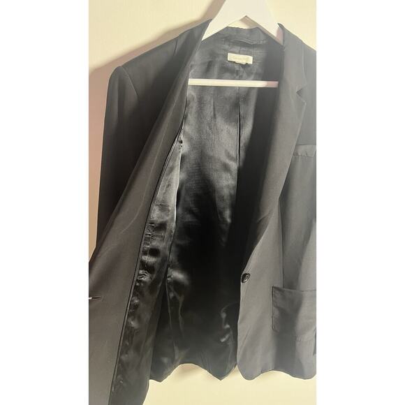 Garnet Hill 100%Silk Relaxed One Button Blazer Womens Size 12 Black Unstructured - Picture 12 of 13